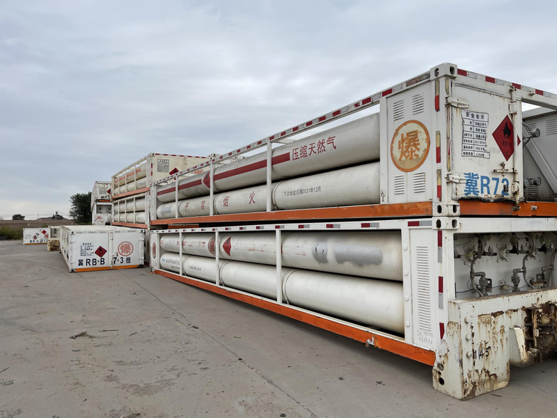 Remolque de tubo largo con tanque de GNC para gasolinera móvil de fábrica 